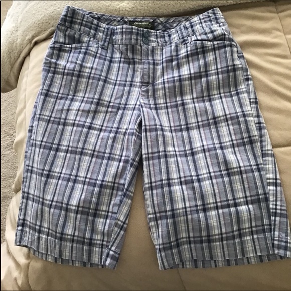 Eddie Bauer plaid Bermuda shorts size 4 multicolor blue plaid lots pocke… - Picture 2 of 5
